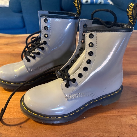 Patent grey leather  Doc Marten boots - Picture 2 of 3